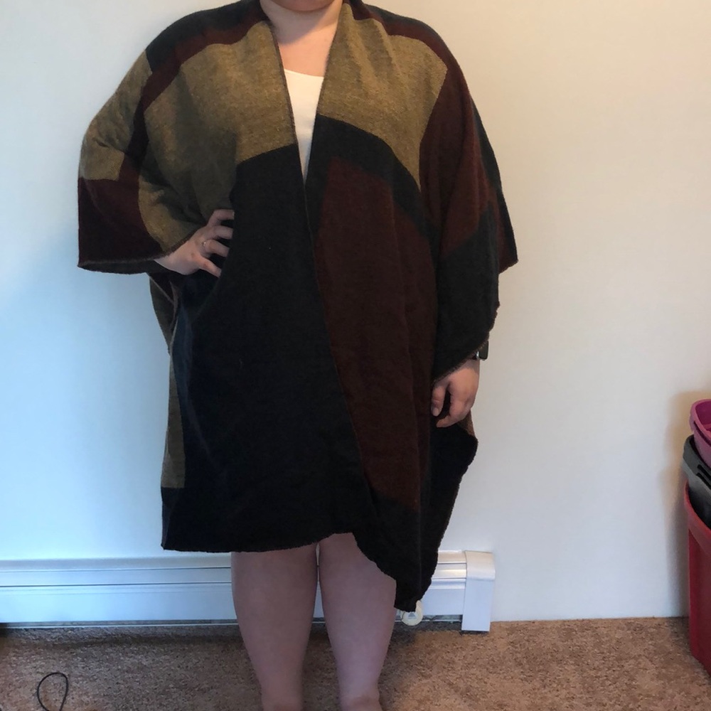 NWOT Flannel Reversible Ruana